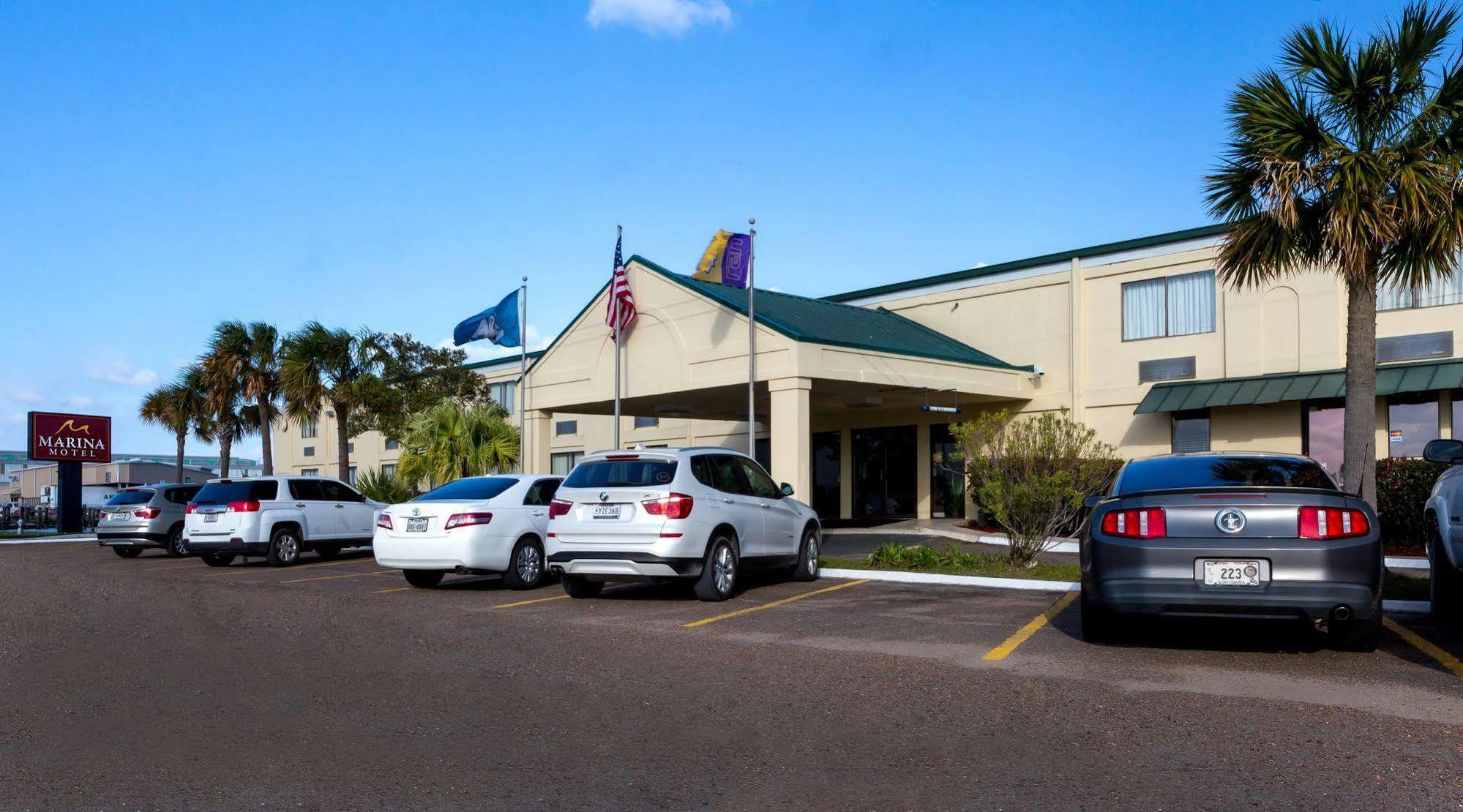 Marina Inn & Suites Chalmette-New Orleans Exterior photo